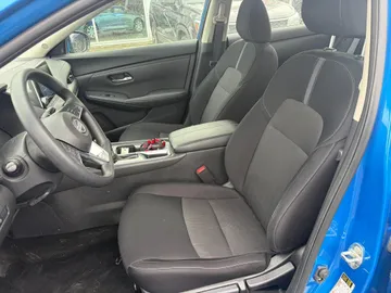 2024 Nissan Sentra - image 8