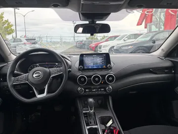 2024 Nissan Sentra - image 9