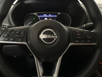 2025 Nissan Sentra - image 17