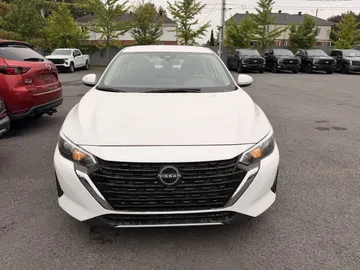 2025 Nissan Sentra - image 2