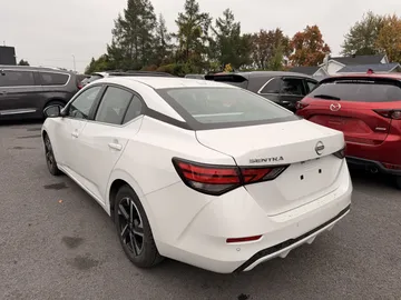 2025 Nissan Sentra - image 3