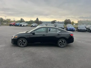 2024 Nissan Sentra - image 4