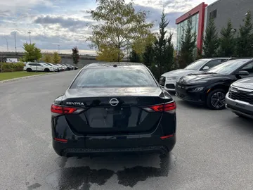 2025 Nissan Sentra - image 6