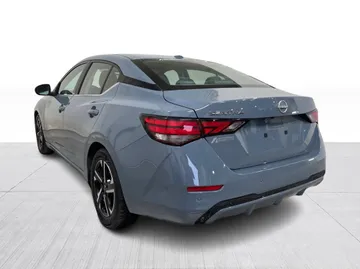 2025 Nissan Sentra - image 11