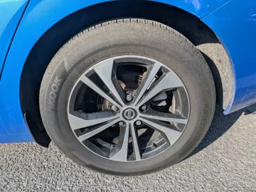 2022 Nissan Sentra - image 7