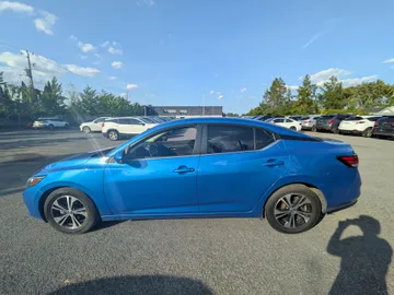 2022 Nissan Sentra - image 4