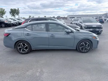 2024 Nissan Sentra - image 3