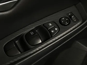 2025 Nissan Sentra - image 20