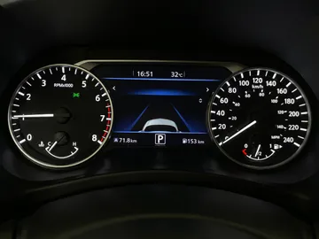 2025 Nissan Sentra - image 18