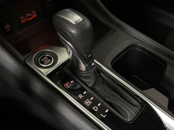 2025 Nissan Sentra - image 24