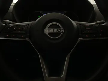 2025 Nissan Sentra - image 17