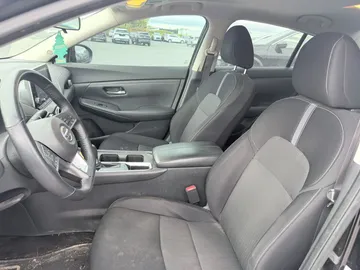 2021 Nissan Sentra - image 8