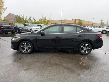 2021 Nissan Sentra - image 6