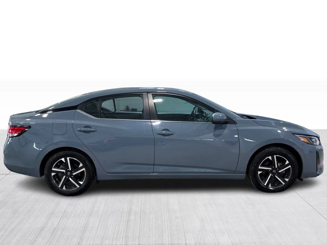 2024 Nissan Sentra — photo 2