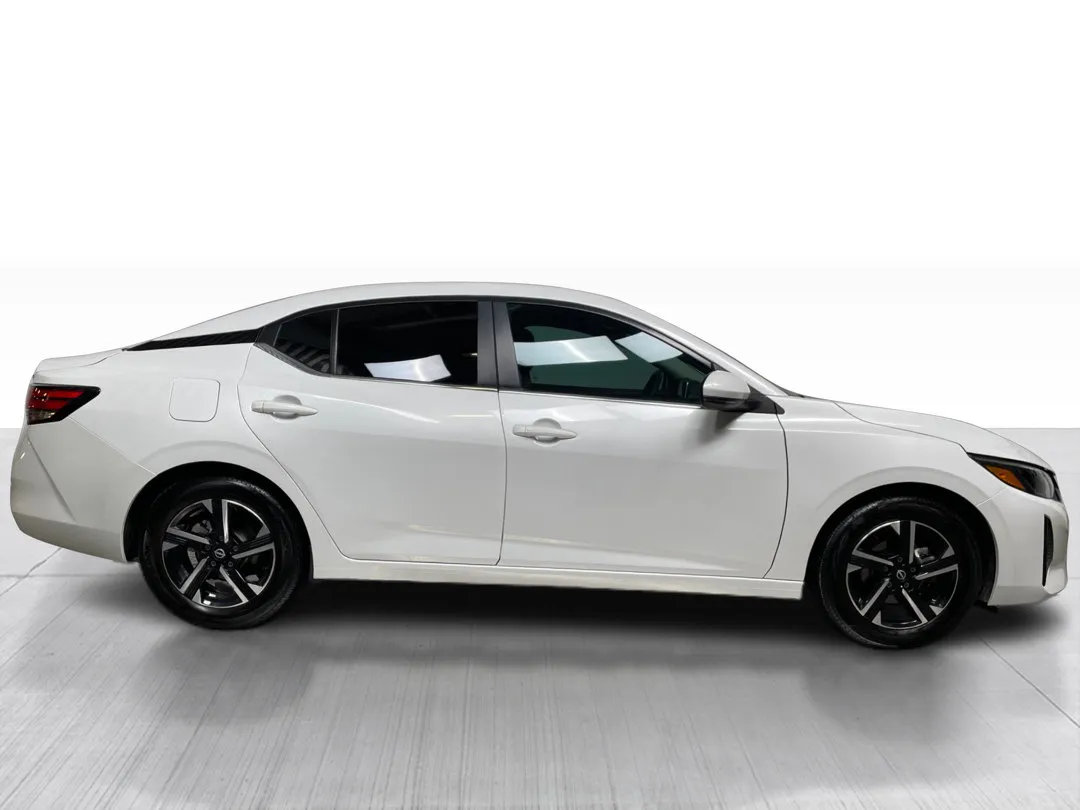 2024 Nissan Sentra — photo 2