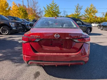 2024 Nissan Sentra - image 6