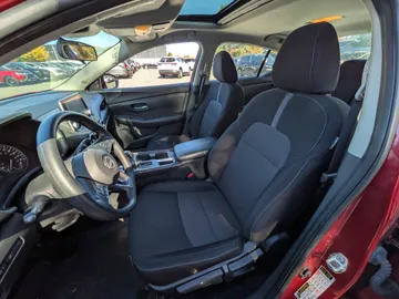 2024 Nissan Sentra - image 7