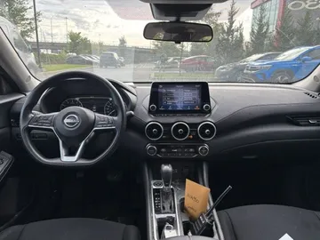 2024 Nissan Sentra - image 9