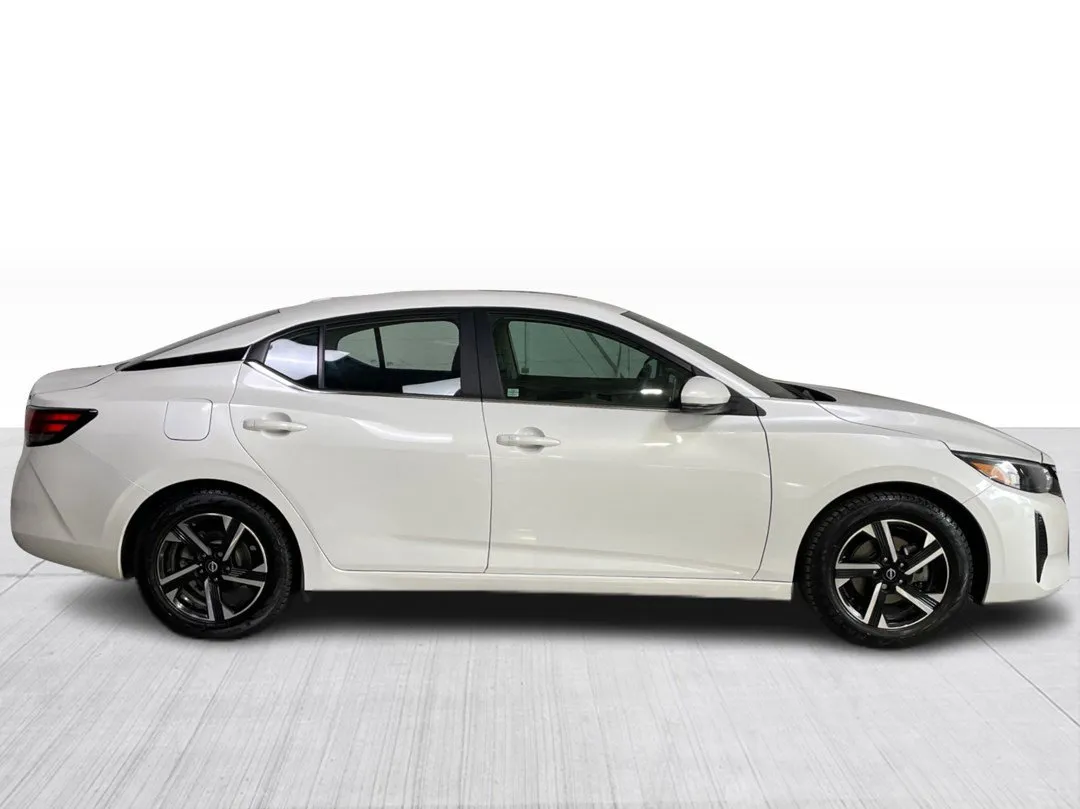 2024 Nissan Sentra — photo 2