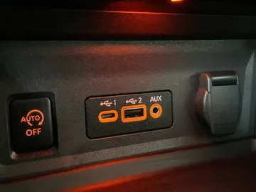 2024 Nissan Sentra - image 25