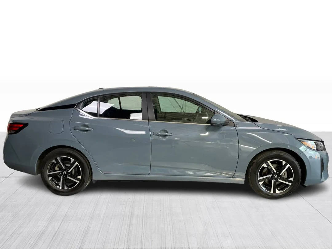 2024 Nissan Sentra — photo 2