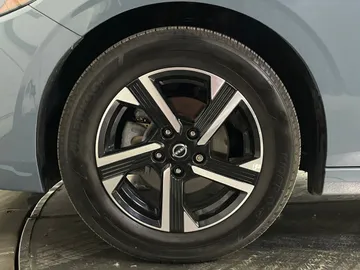 2024 Nissan Sentra - image 7