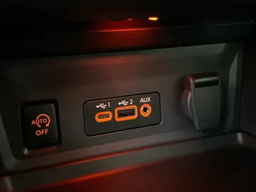 2024 Nissan Sentra - image 25