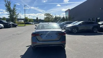2024 Nissan Sentra - image 6