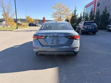2024 Nissan Sentra - image 6