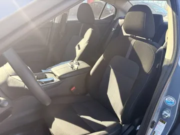 2024 Nissan Sentra - image 8