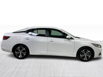 2021 Nissan Sentra - image 2