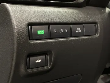 2023 Nissan Sentra - image 25
