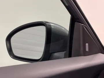 2023 Nissan Sentra - image 17
