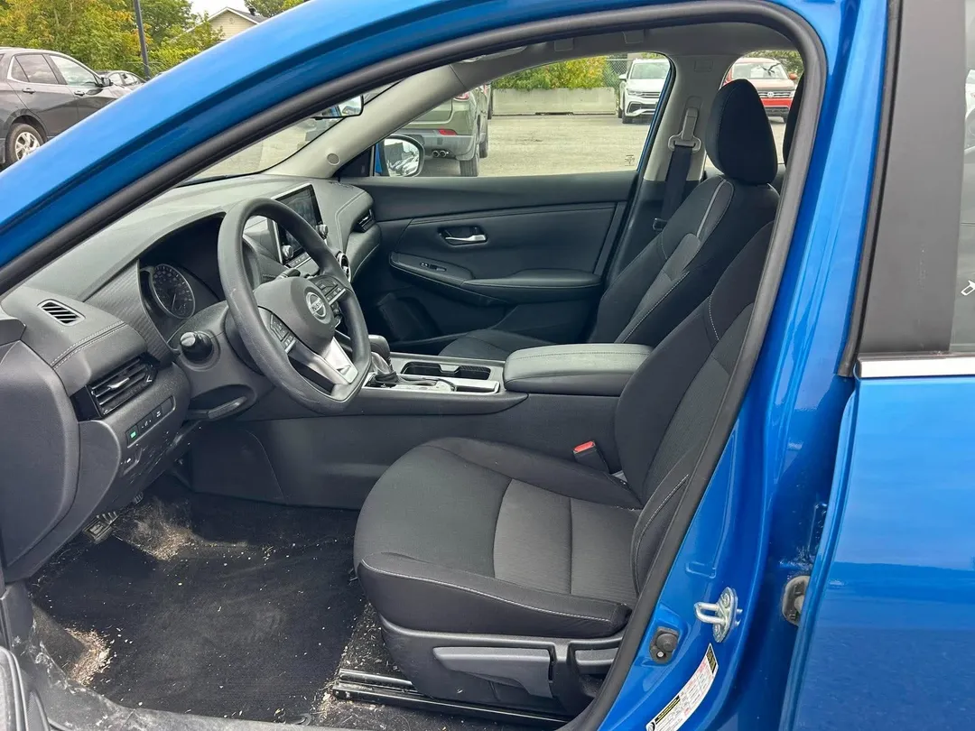 2023 Nissan Sentra SV, photo 7