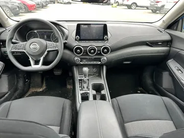 2023 Nissan Sentra - image 9