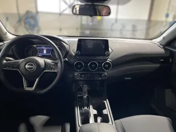 2024 Nissan Sentra - image 4