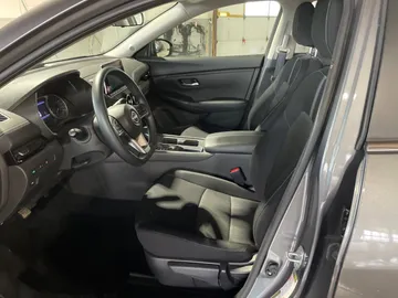 2024 Nissan Sentra - image 3