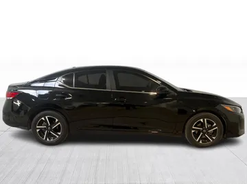 2025 Nissan Sentra - image 2