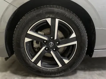 2024 Nissan Sentra - image 6