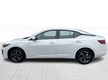 2024 Nissan Sentra - image 10