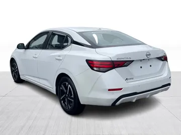 2024 Nissan Sentra - image 11