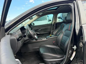 2022 Nissan Sentra - image 8