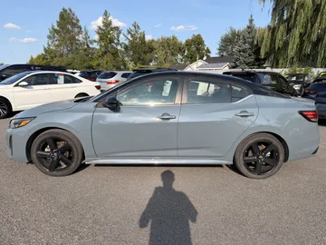 2024 Nissan Sentra - image 4