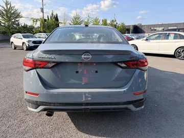 2024 Nissan Sentra - image 6