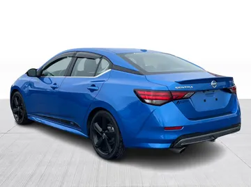 2021 Nissan Sentra - image 12