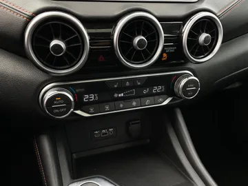2021 Nissan Sentra - image 22