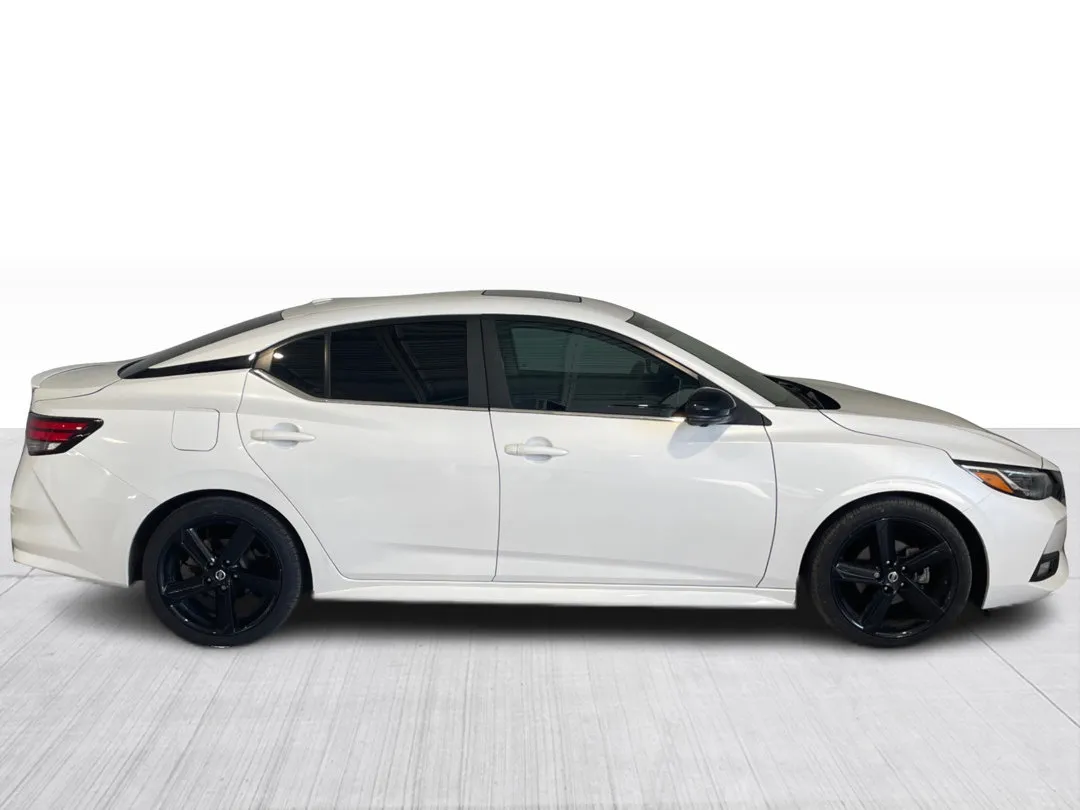 2021 Nissan Sentra SR, photo 8