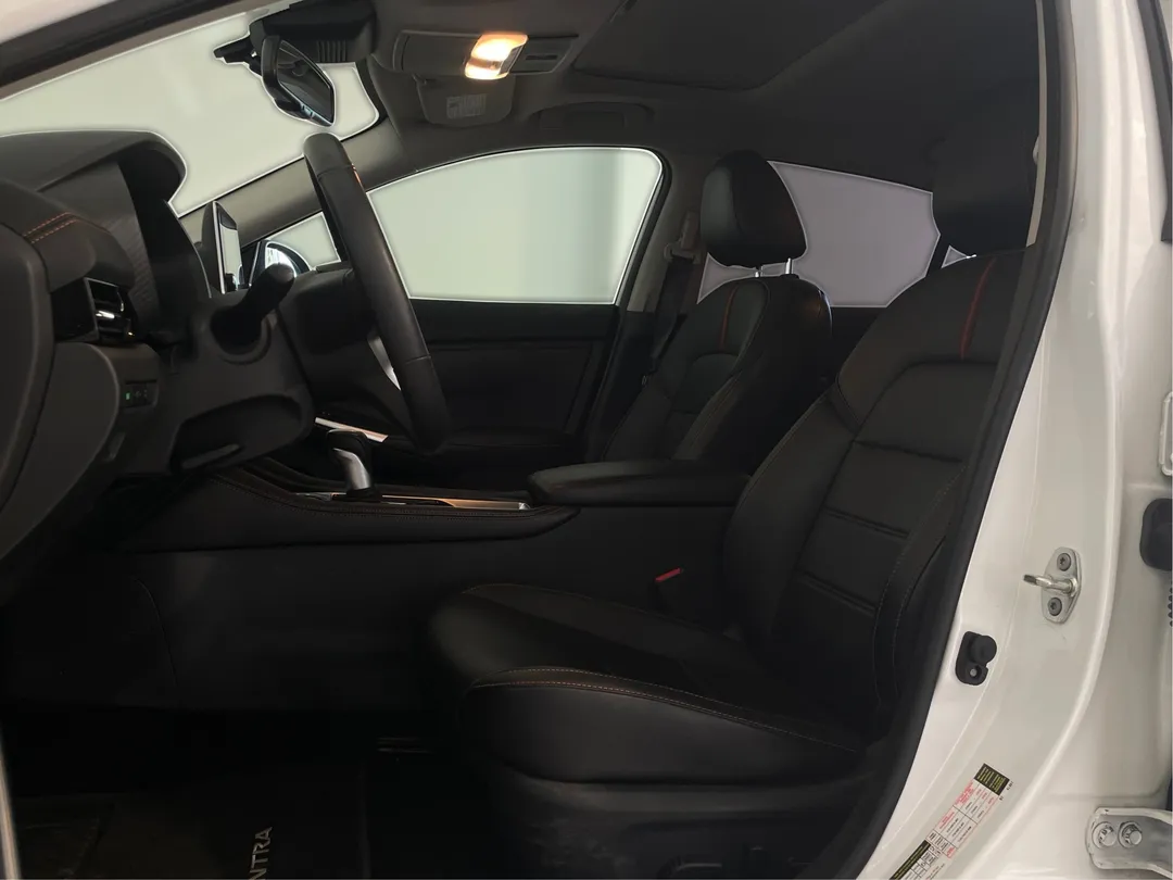 2021 Nissan Sentra SR, photo 9