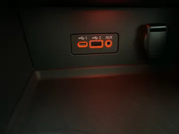 2021 Nissan Sentra - image 26