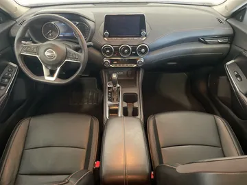 2021 Nissan Sentra - image 18